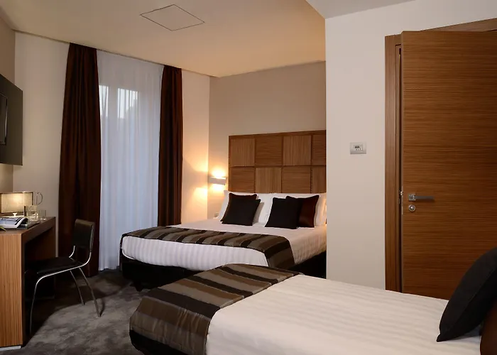 Art Hotel Roma